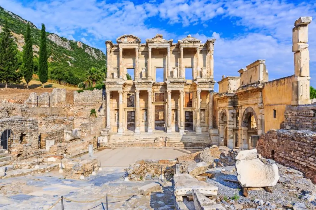 Full Day Guided Ephesus Tour from Kusadasi (Small Group)