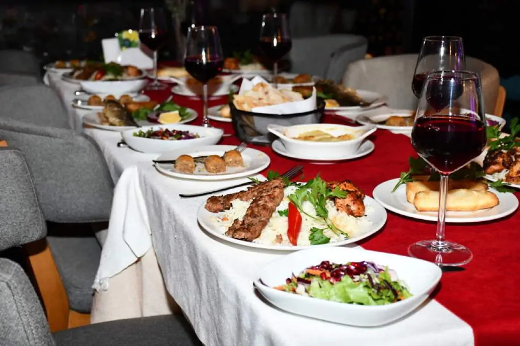 Istanbul Dinner Cruise (Bosphorus Tour)