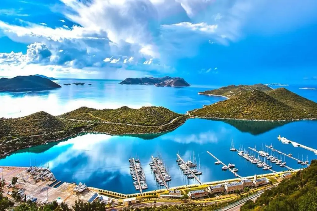 Tour to Kas & Kalkan & Kaputas from Fethiye