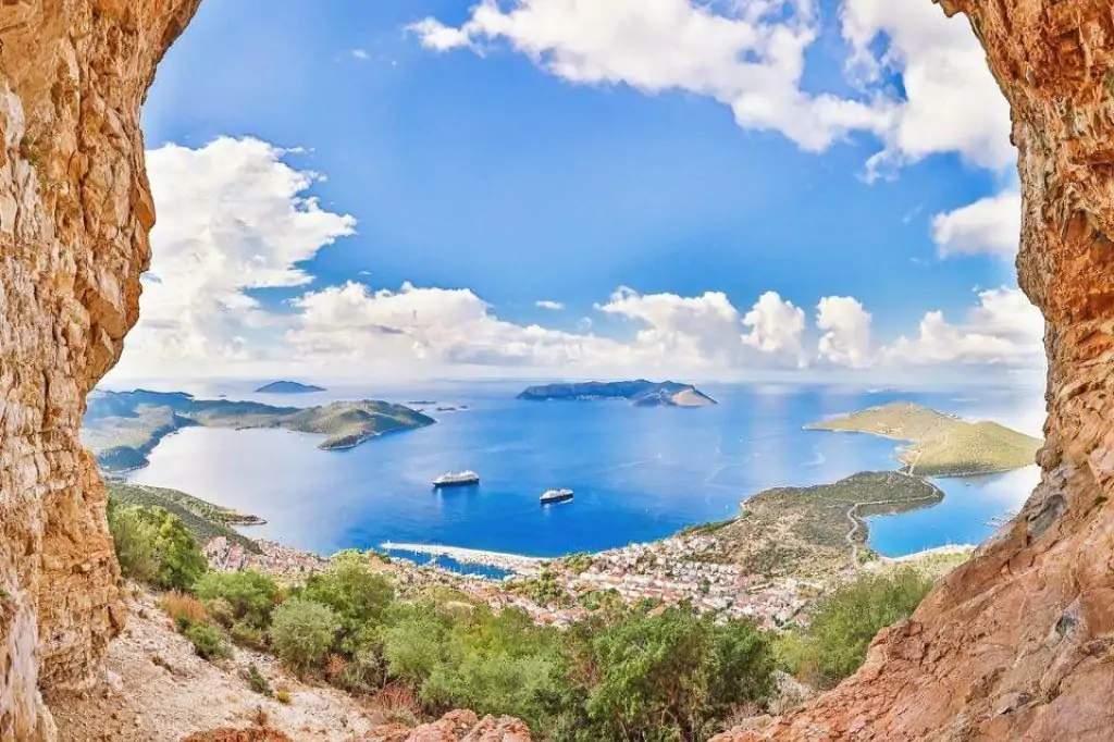 Tour to Kas & Kalkan & Kaputas from Fethiye