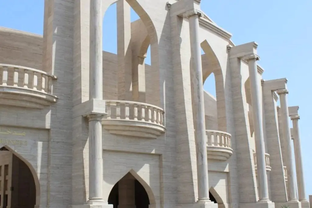 Private Guided City Tour in Qatar (full day)